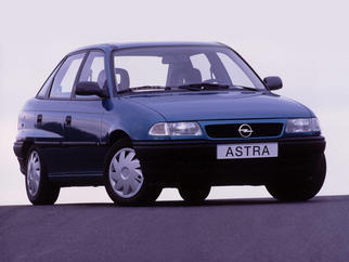 Astra F Classic (ansiktsløft 1994) 1996-1998